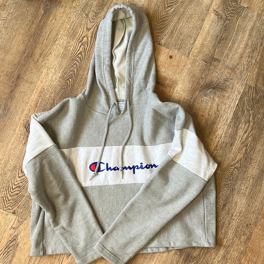 Champion Cropped Sweatshirt